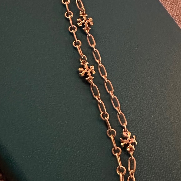 Tory Burch Jewelry - Tory Burch Gold Logo Link Necklace